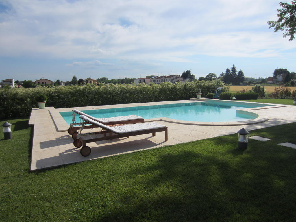 Marinella B&B Cornale Luaran gambar