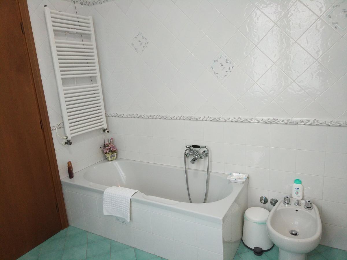 Marinella B&B Cornale Luaran gambar